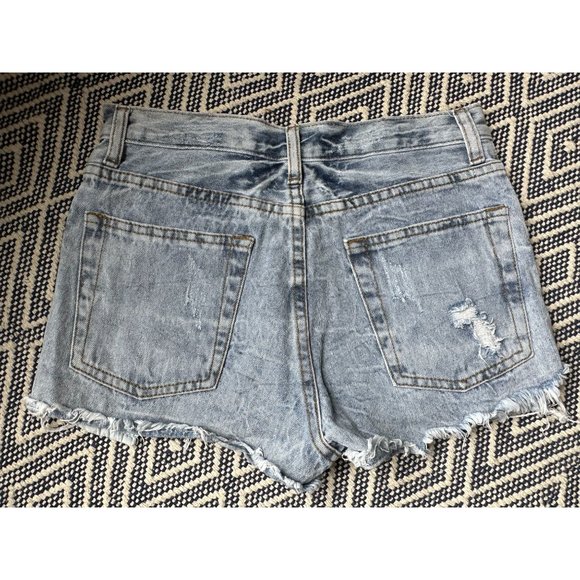 Signature Eight frayed distressed look denim short shorts Small - Picture 2 of 3